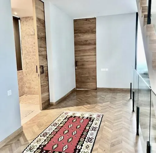 Luxury 5br - Walk To Pererenan فيلة *