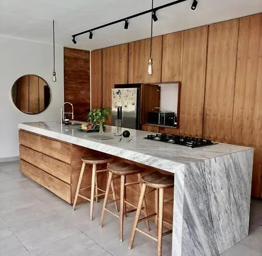 Luxury 5br - Walk To Pererenan *